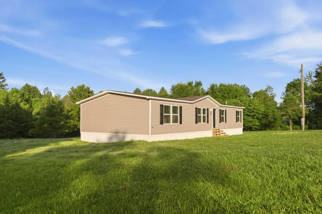 233 Louis Waddle Road Science Hill KY 42553