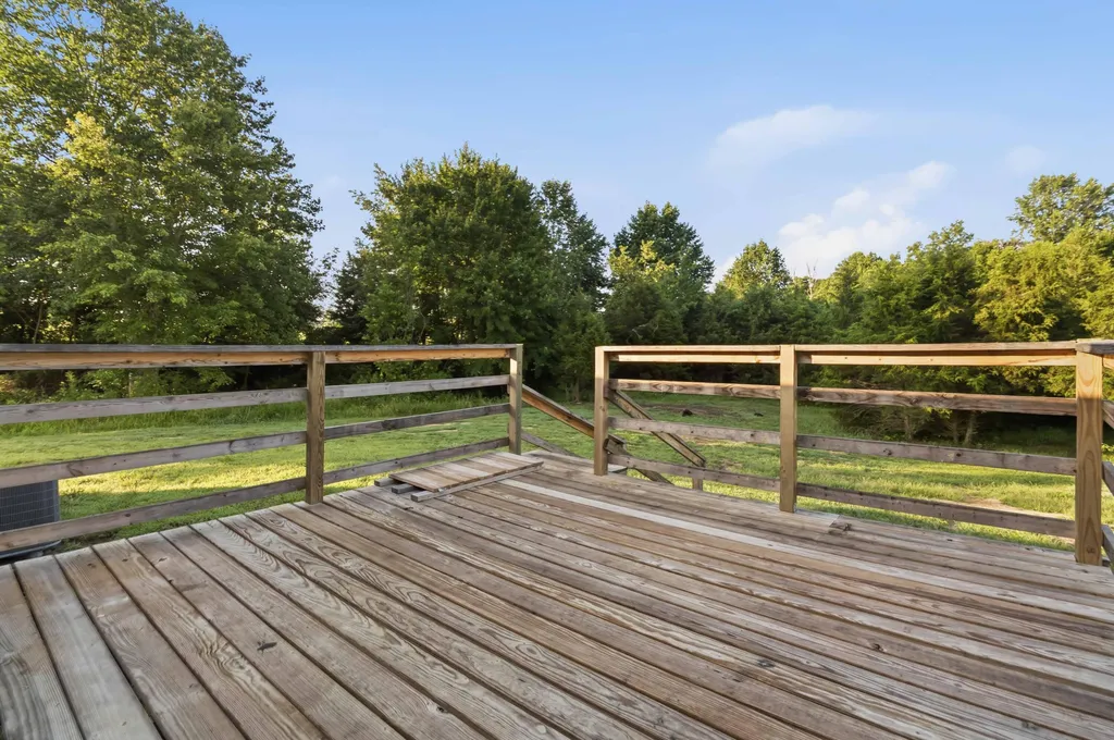 233 Louis Waddle Road Science Hill KY 42553