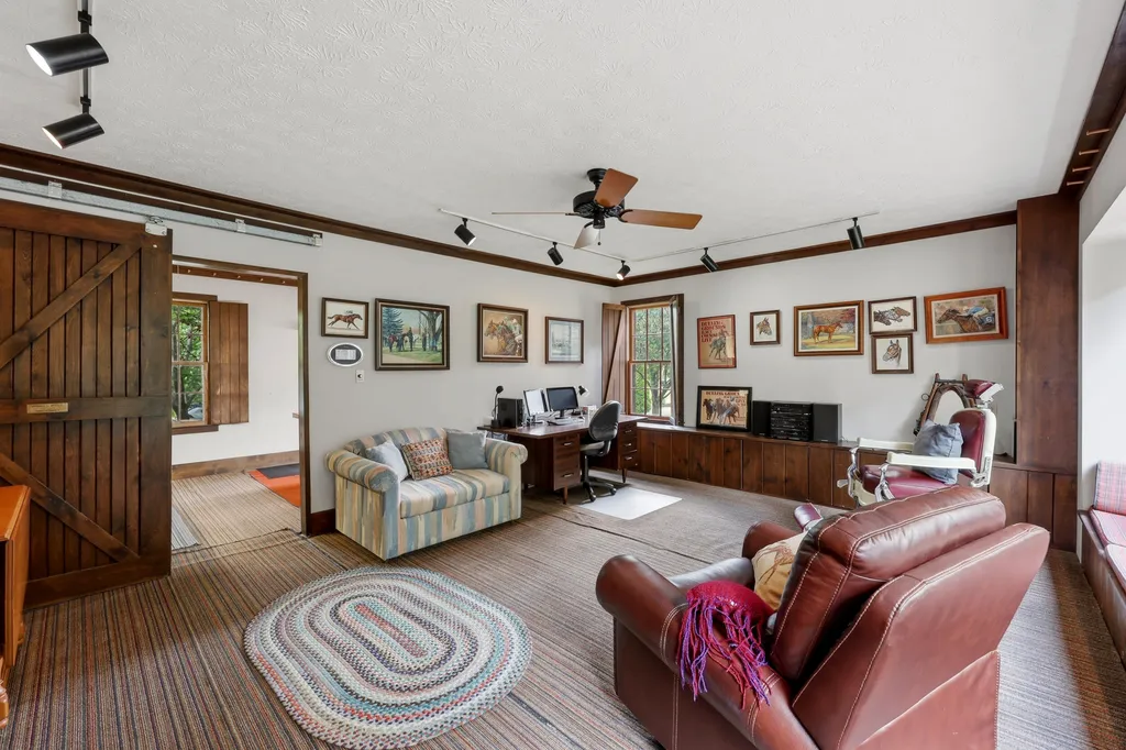 821 Cahaba Road Lexington KY 40502