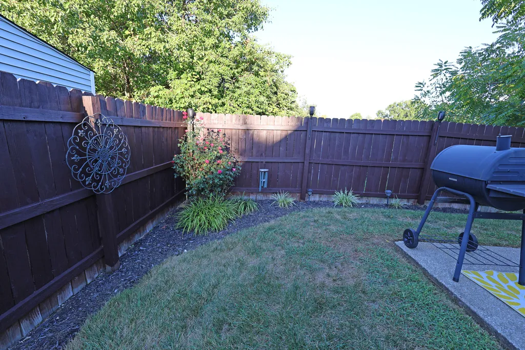 4216 Kensington Garden Court Lexington KY 40514