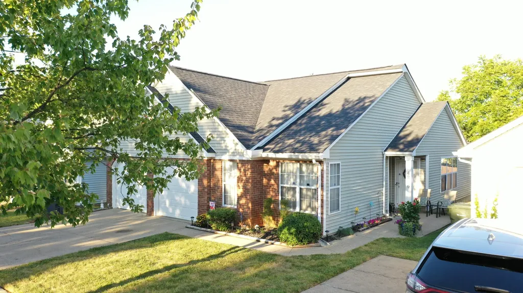 4216 Kensington Garden Court Lexington KY 40514
