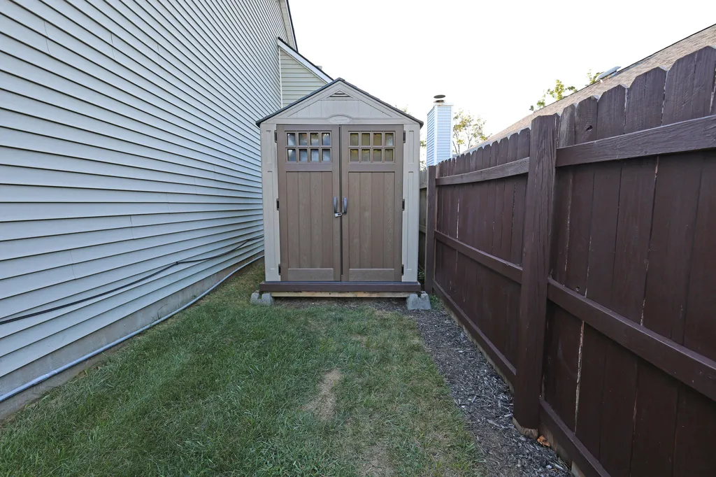 4216 Kensington Garden Court Lexington KY 40514