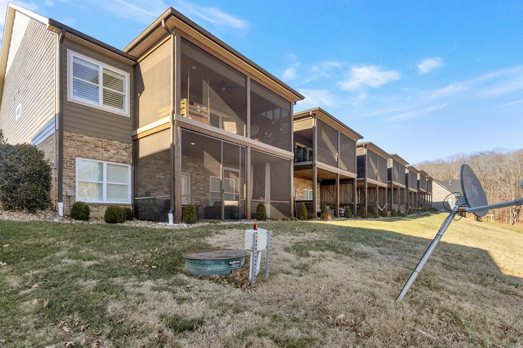 273 Moon Bay Drive Kuttawa KY 42055