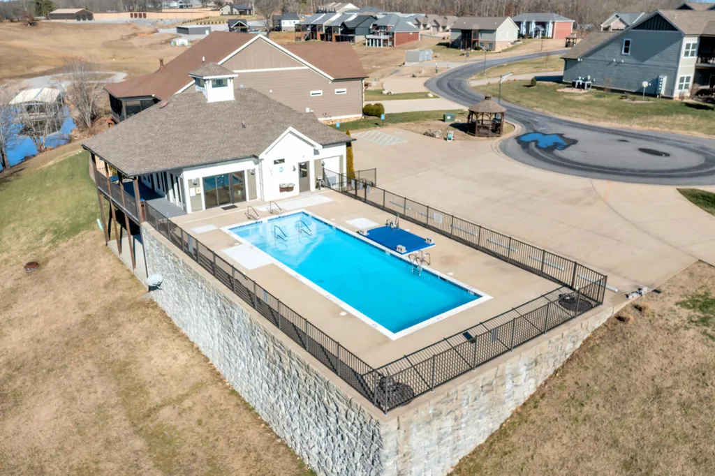 273 Moon Bay Drive Kuttawa KY 42055