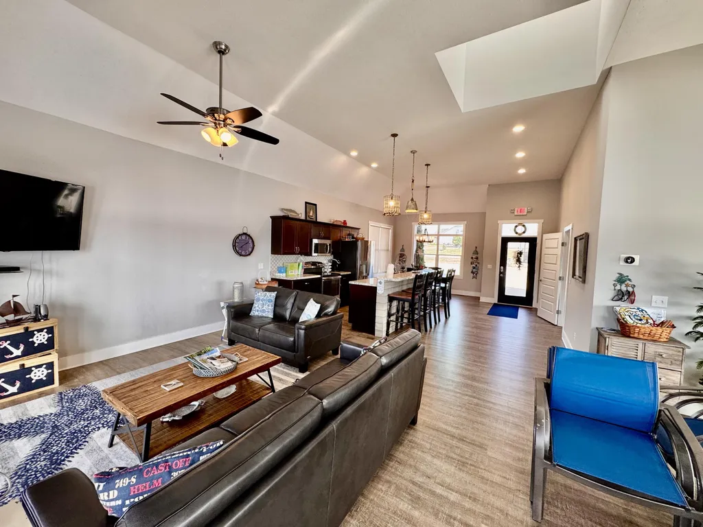 273 Moon Bay Drive Kuttawa KY 42055