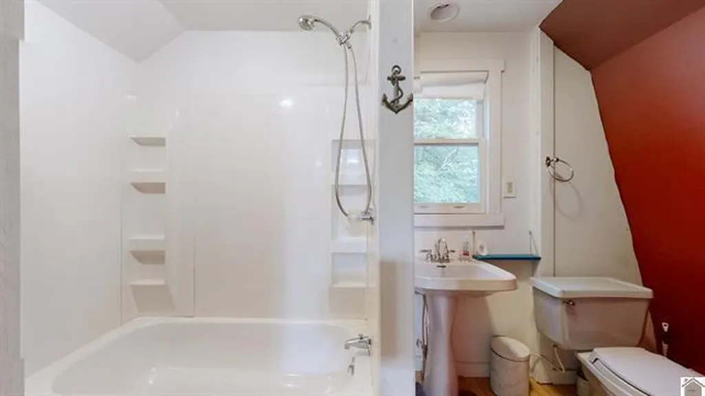 43 Barnacle Drive New Concord KY 42076
