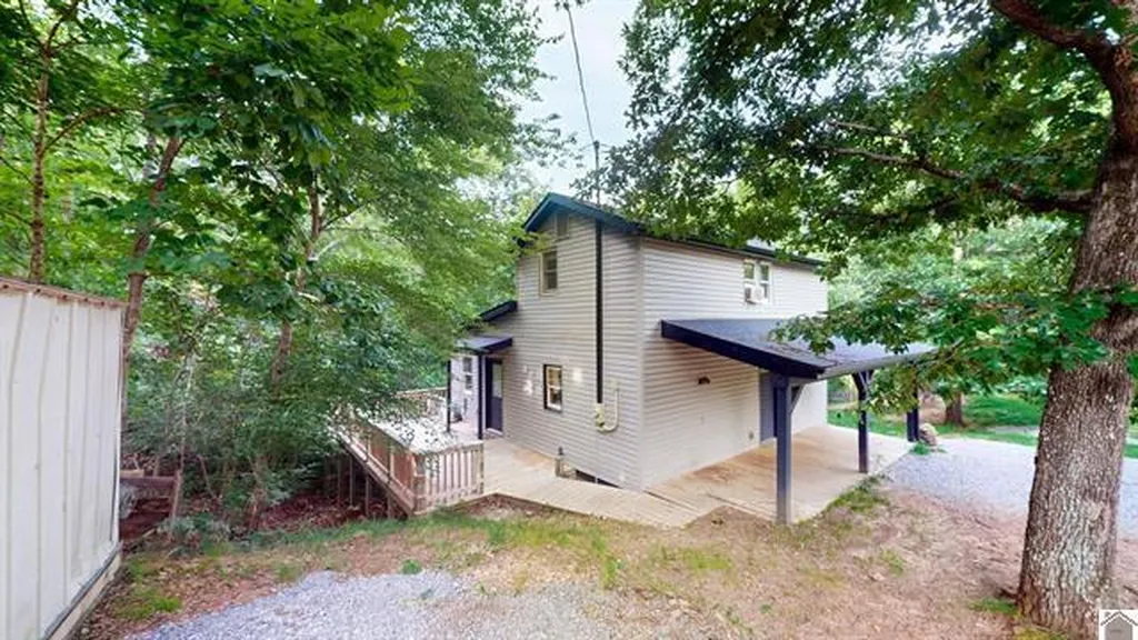 43 Barnacle Drive New Concord KY 42076