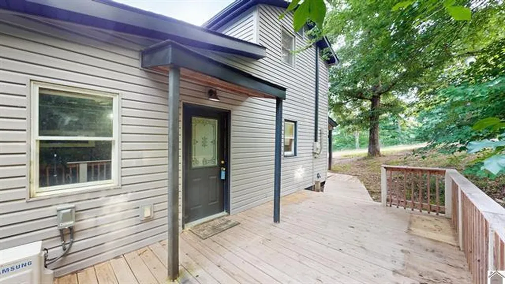 43 Barnacle Drive New Concord KY 42076