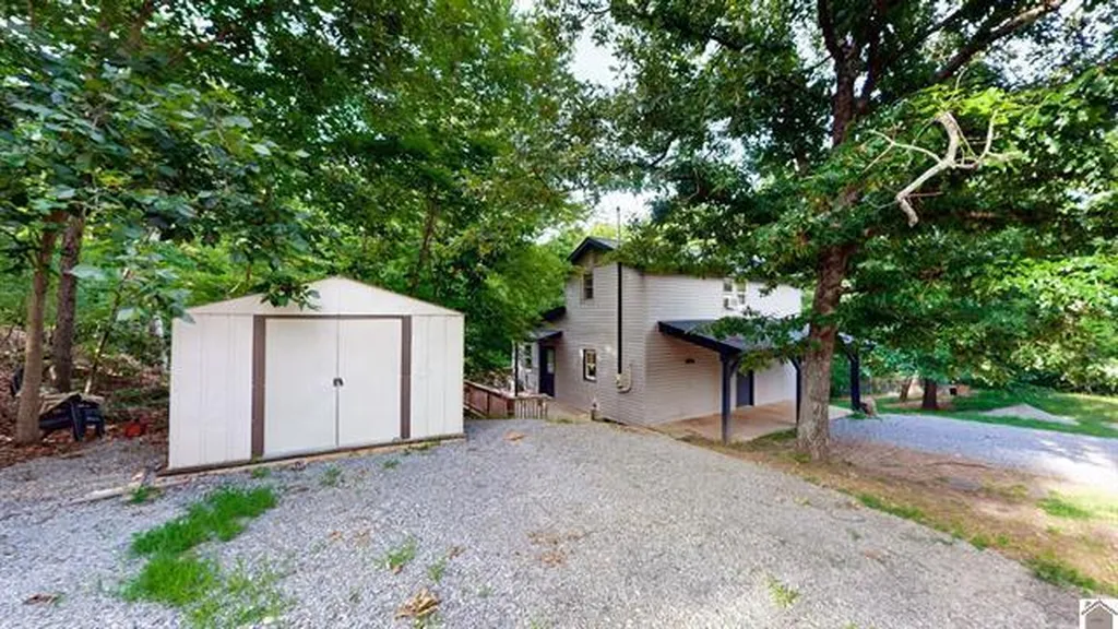 43 Barnacle Drive New Concord KY 42076