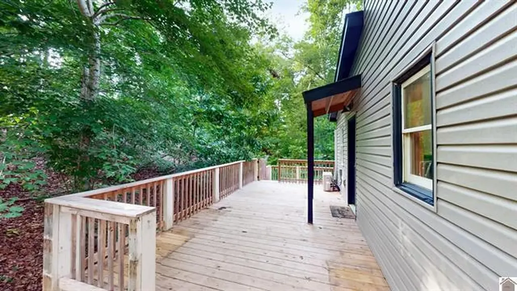 43 Barnacle Drive New Concord KY 42076
