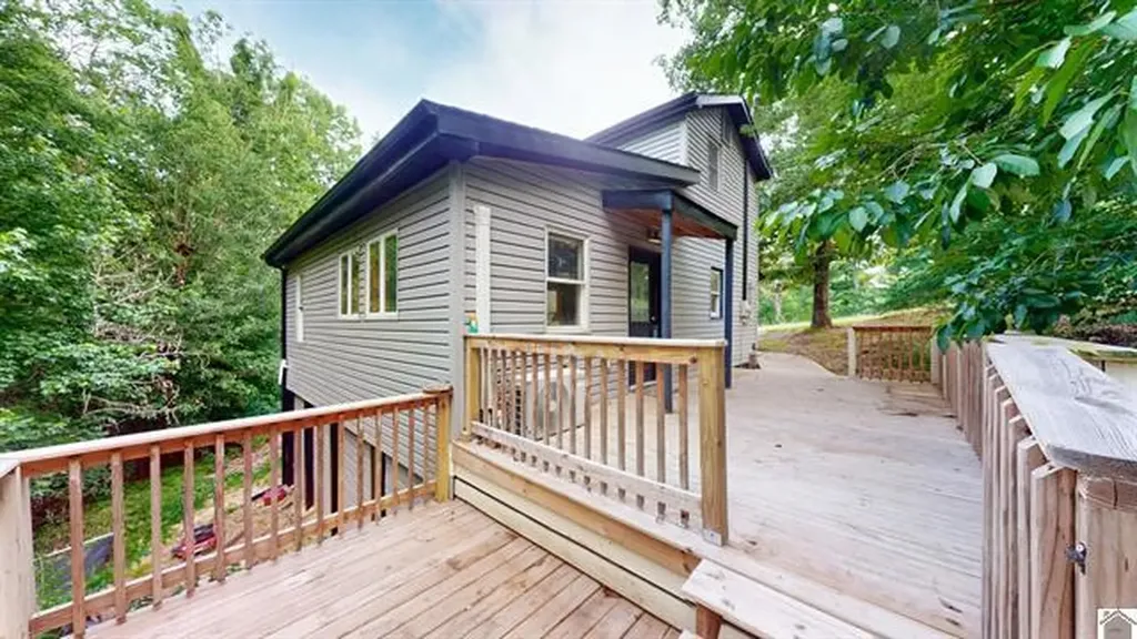 43 Barnacle Drive New Concord KY 42076