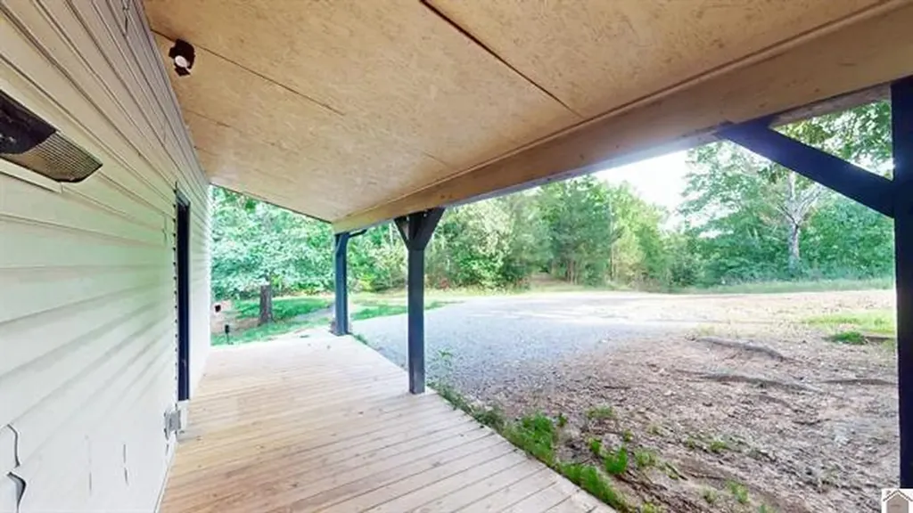 43 Barnacle Drive New Concord KY 42076
