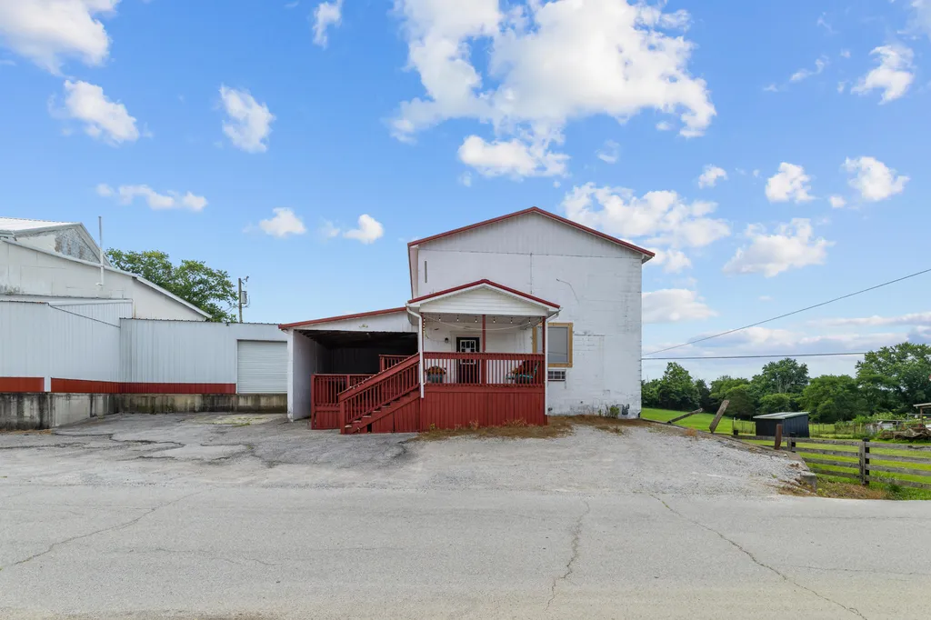 3521 Kentucky 10 Tollesboro KY 41189