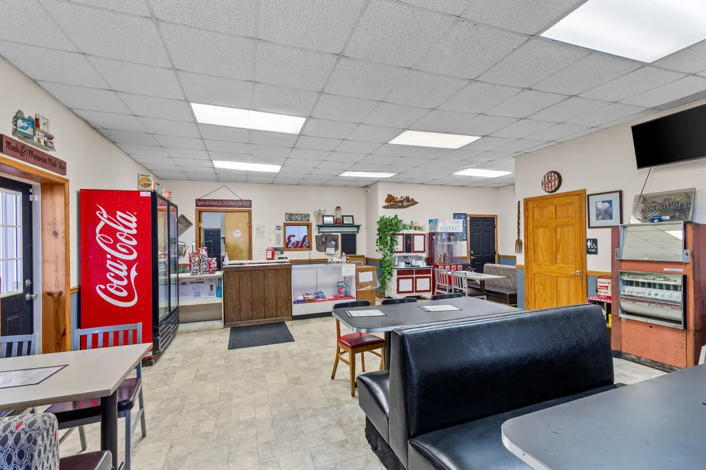 3521 Kentucky 10 Tollesboro KY 41189