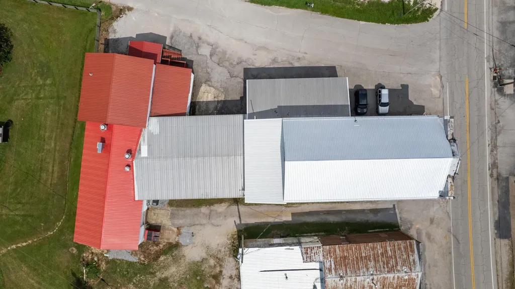 3521 Kentucky 10 Tollesboro KY 41189