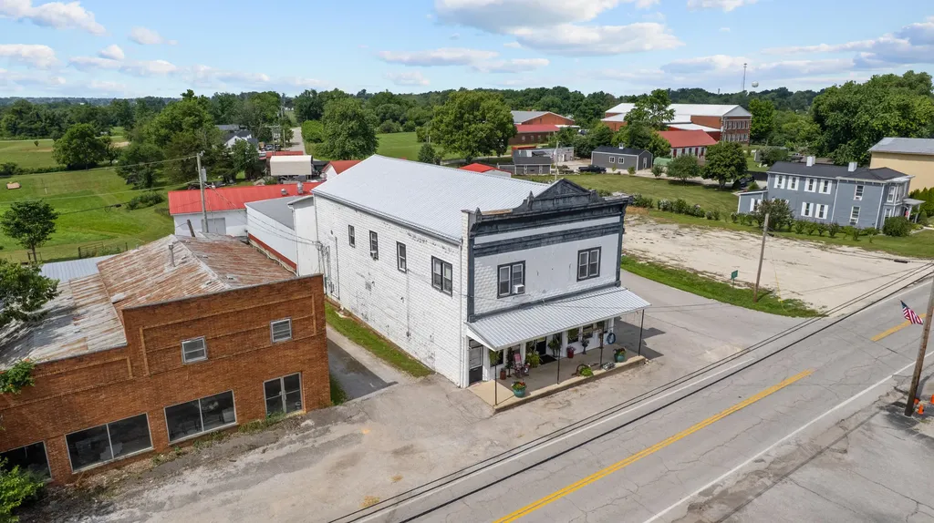 3521 Kentucky 10 Tollesboro KY 41189
