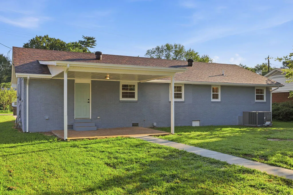 1669 Ryan Avenue Murray KY 42071