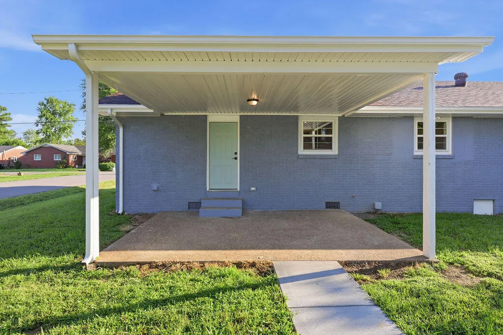 1669 Ryan Avenue Murray KY 42071