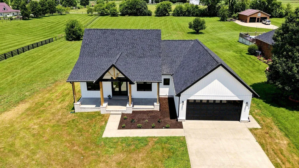 105 Dorton Drive Lancaster KY 40444