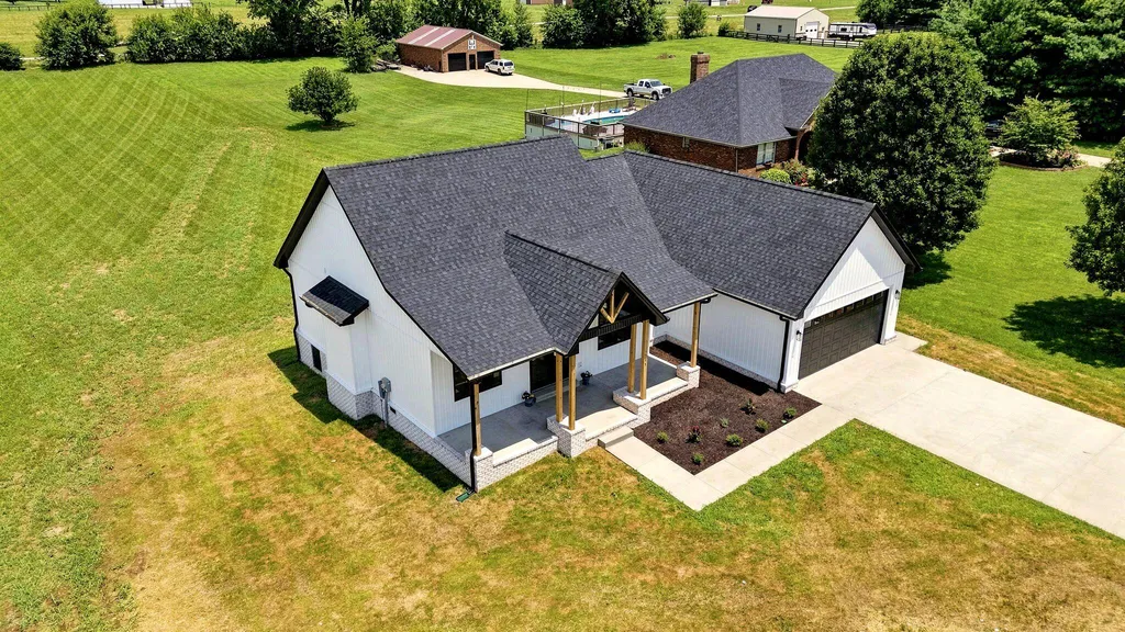 105 Dorton Drive Lancaster KY 40444