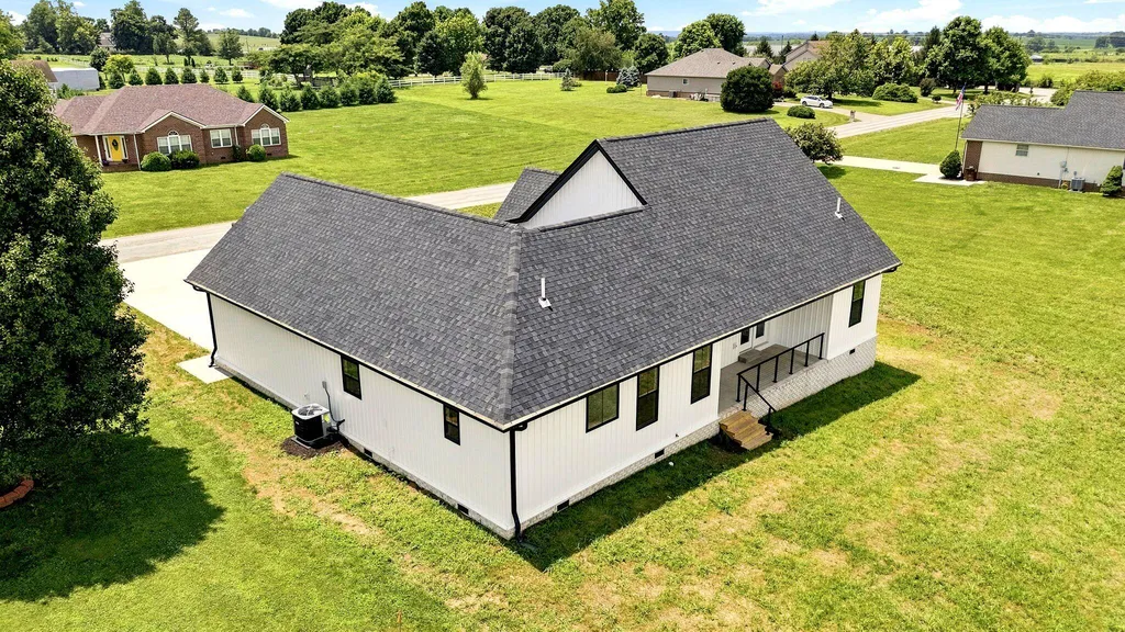 105 Dorton Drive Lancaster KY 40444