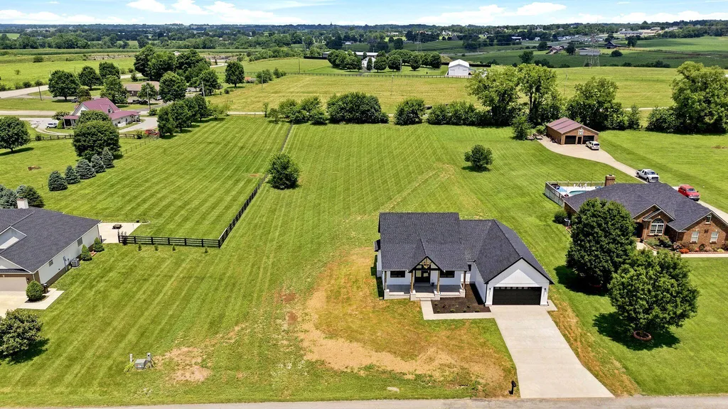 105 Dorton Drive Lancaster KY 40444