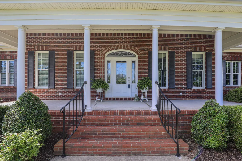 205 Willow Lake Drive Paducah KY 42003