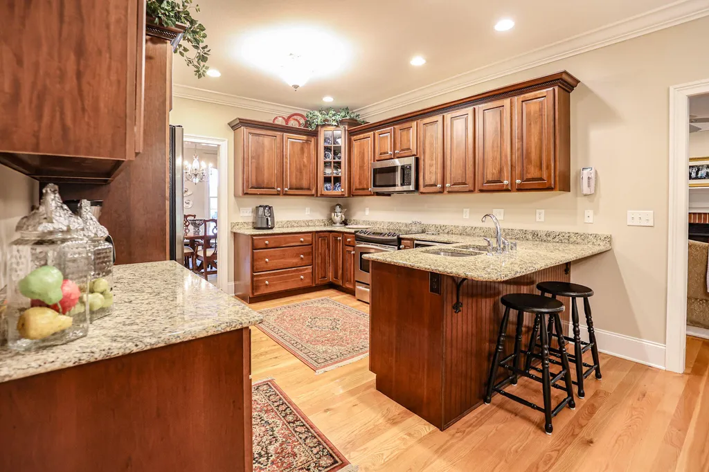 205 Willow Lake Drive Paducah KY 42003