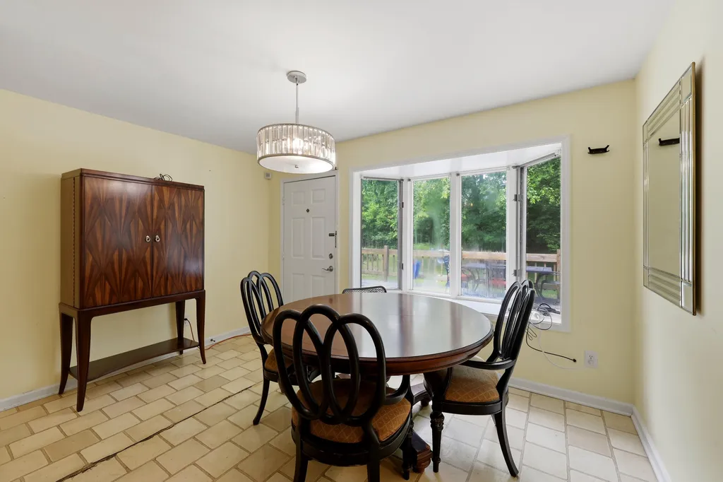 5349 Athens Boonesboro Road Lexington KY 40509