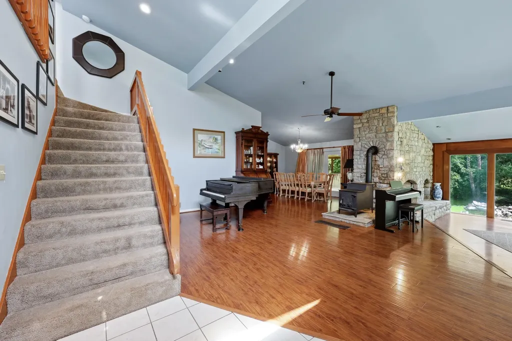 5349 Athens Boonesboro Road Lexington KY 40509