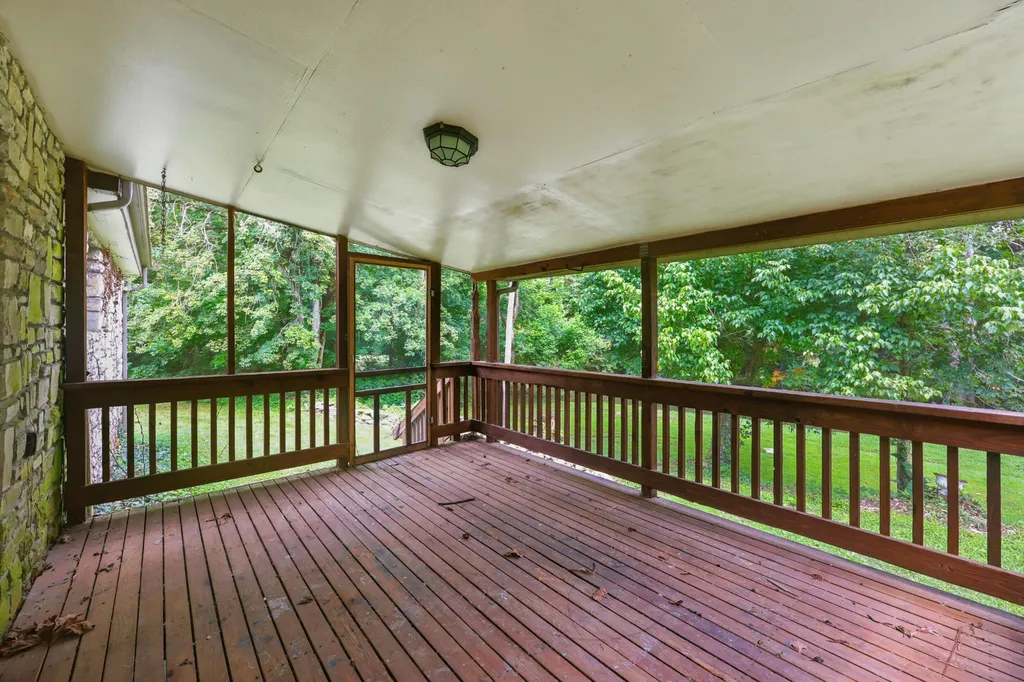 5349 Athens Boonesboro Road Lexington KY 40509