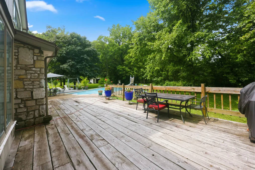 5349 Athens Boonesboro Road Lexington KY 40509