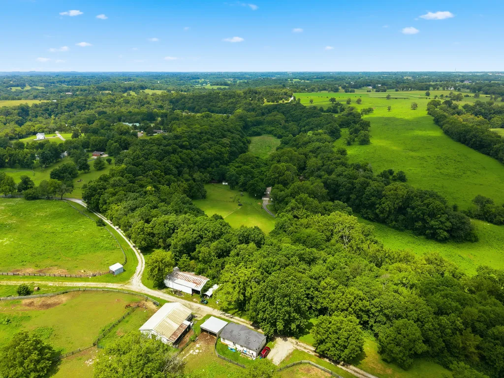 5349 Athens Boonesboro Road Lexington KY 40509
