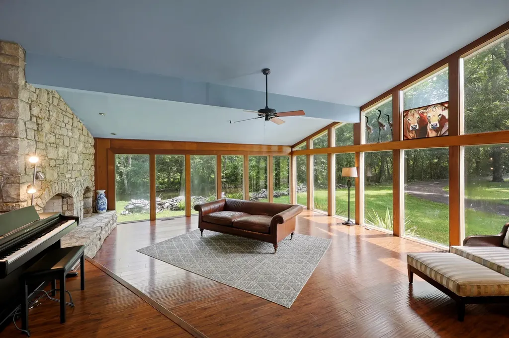 5349 Athens Boonesboro Road Lexington KY 40509