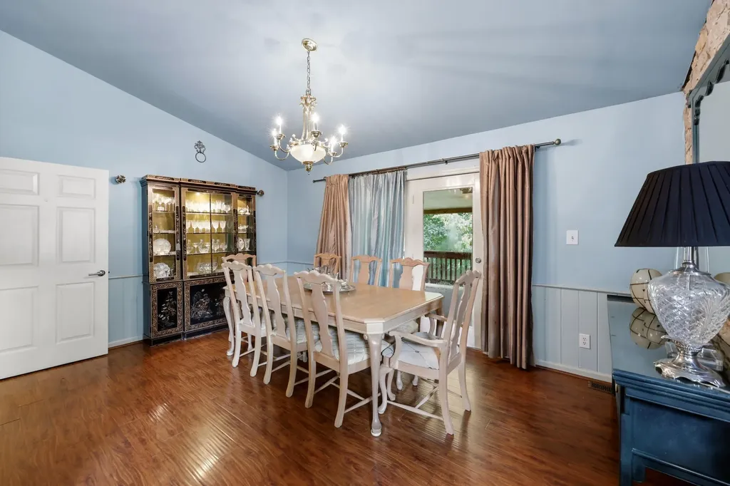 5349 Athens Boonesboro Road Lexington KY 40509