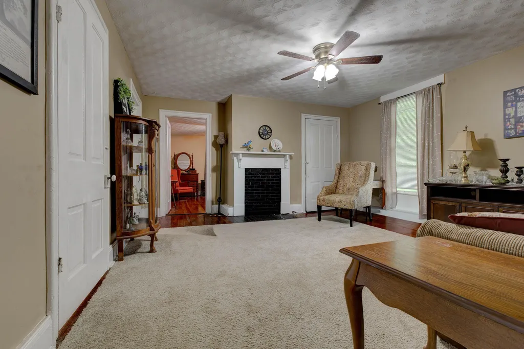 675 Winchester Road Mt Sterling KY 40353