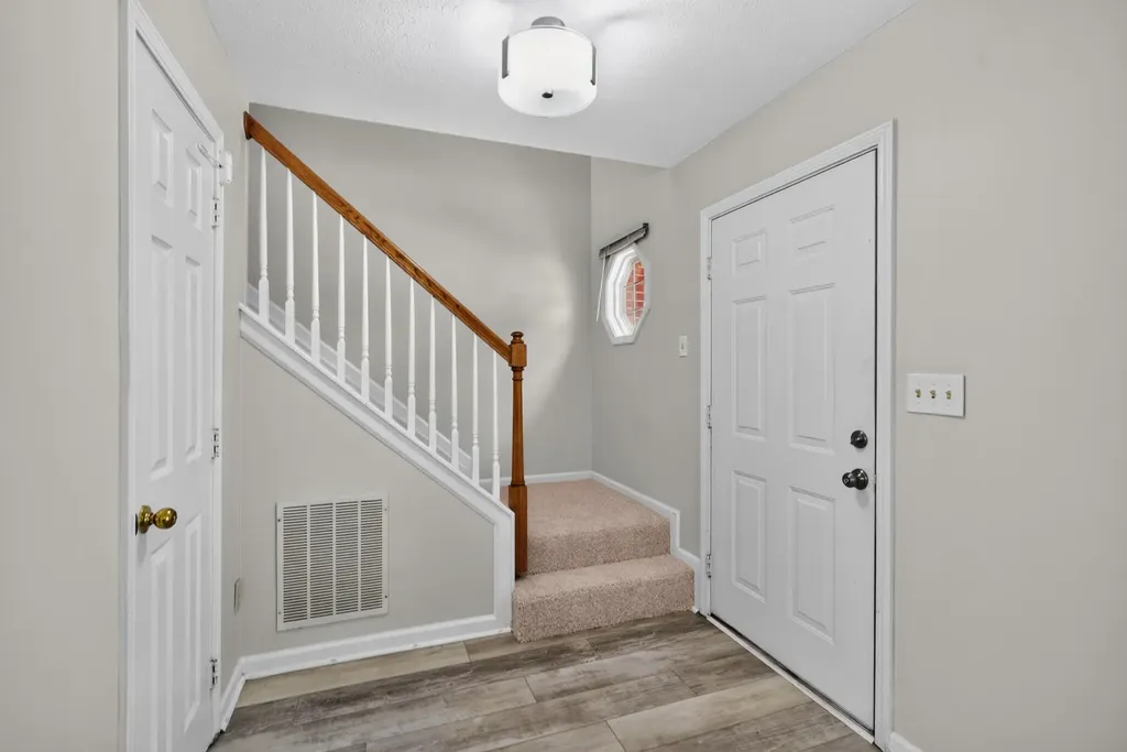 2149 Sovereign Lane Lexington KY 40513