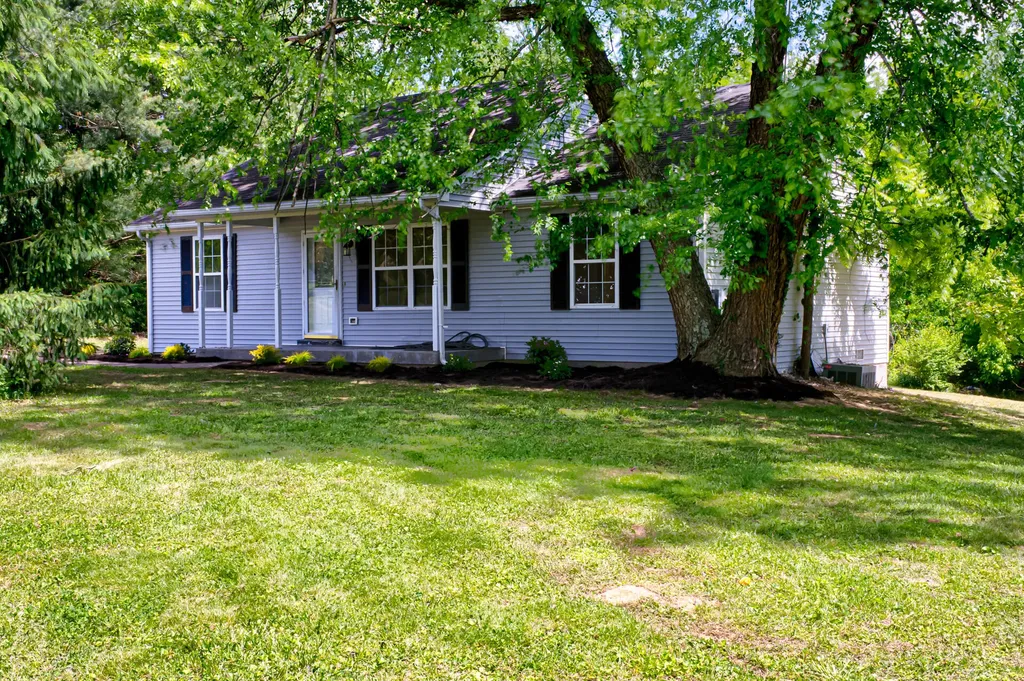 138 Kimberly Court Taylorsville KY 40071