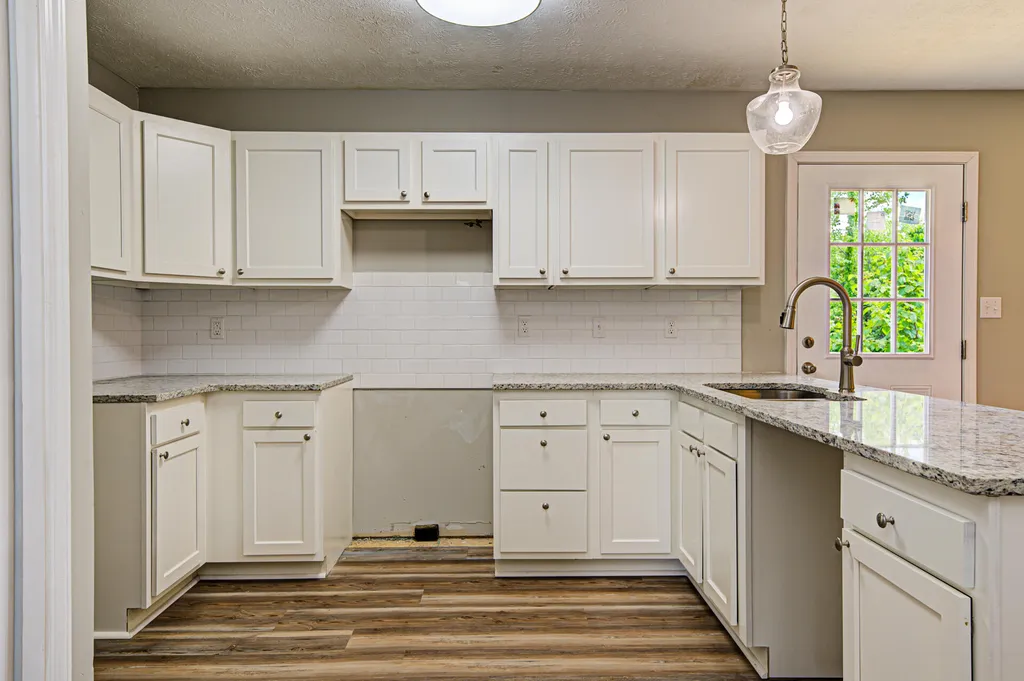 138 Kimberly Court Taylorsville KY 40071