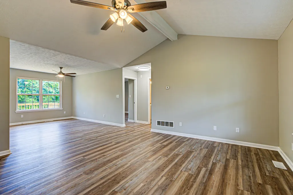 138 Kimberly Court Taylorsville KY 40071