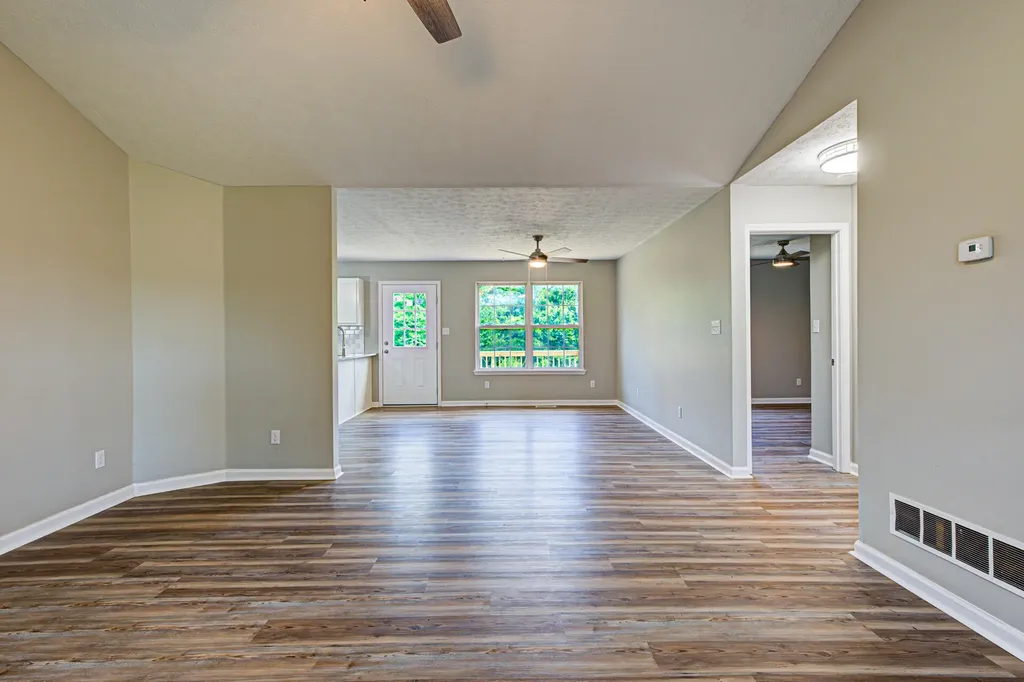 138 Kimberly Court Taylorsville KY 40071