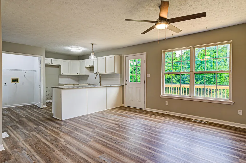 138 Kimberly Court Taylorsville KY 40071