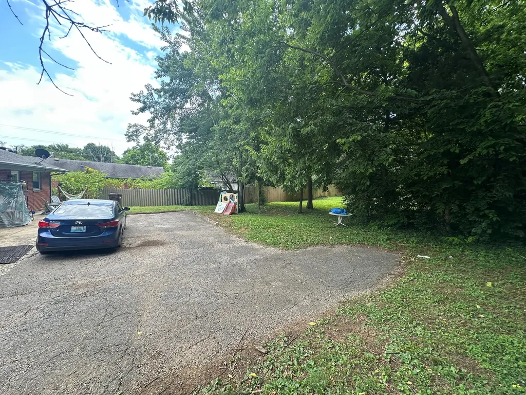 180 Tartan Drive Lexington KY 40517