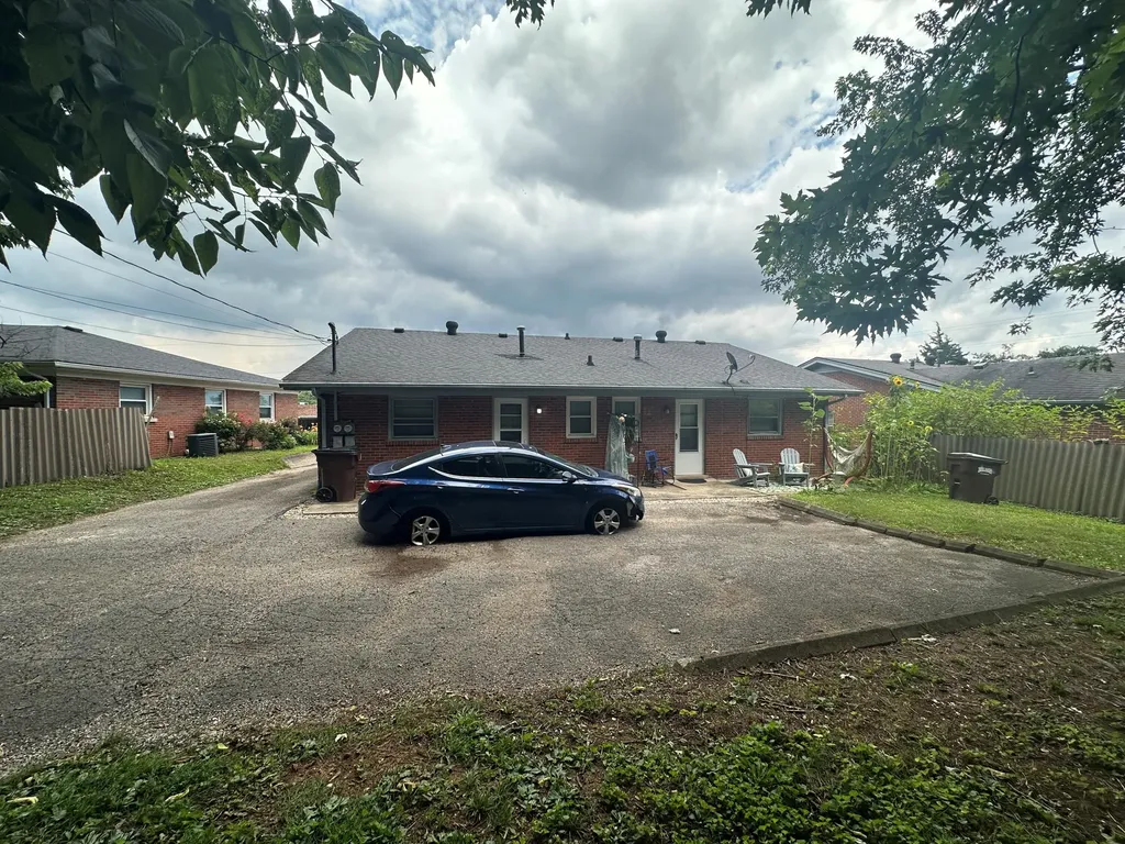 180 Tartan Drive Lexington KY 40517