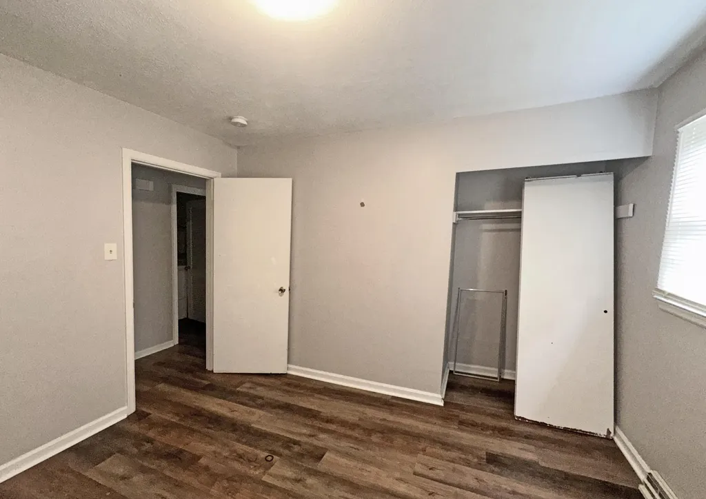 180 Tartan Drive Lexington KY 40517
