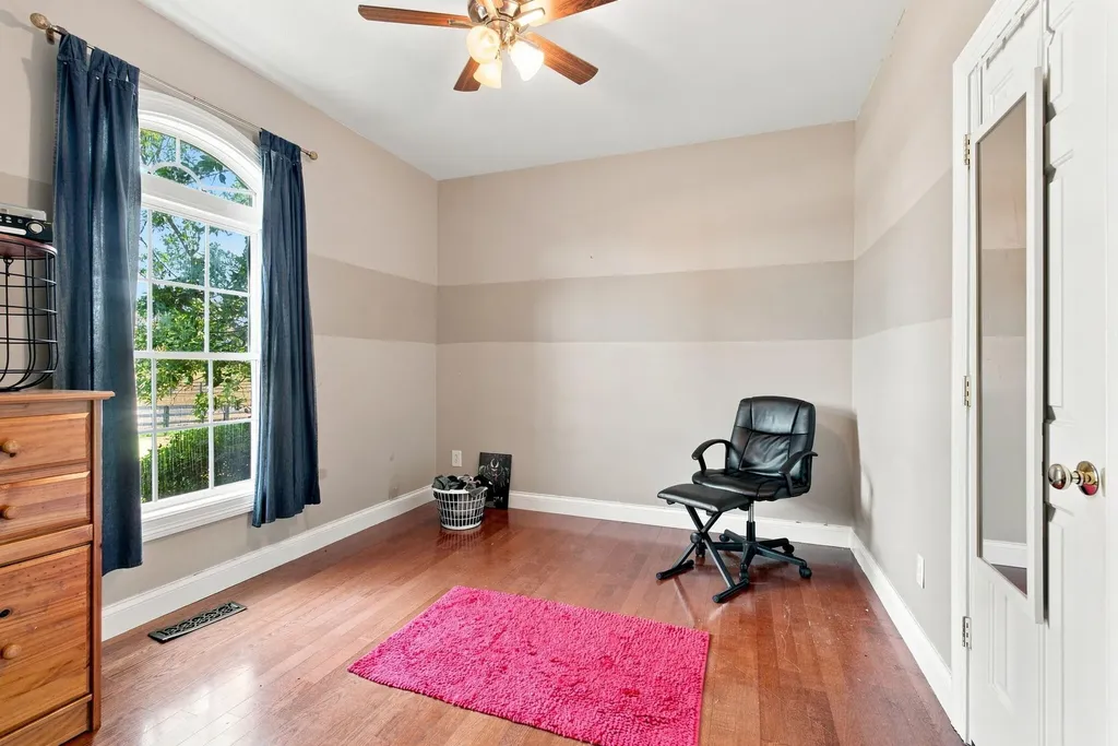 106 Stirling Lane Versailles KY 40383
