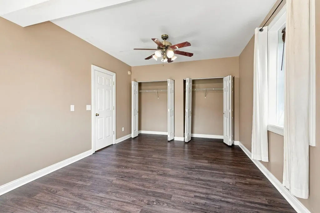 106 Stirling Lane Versailles KY 40383