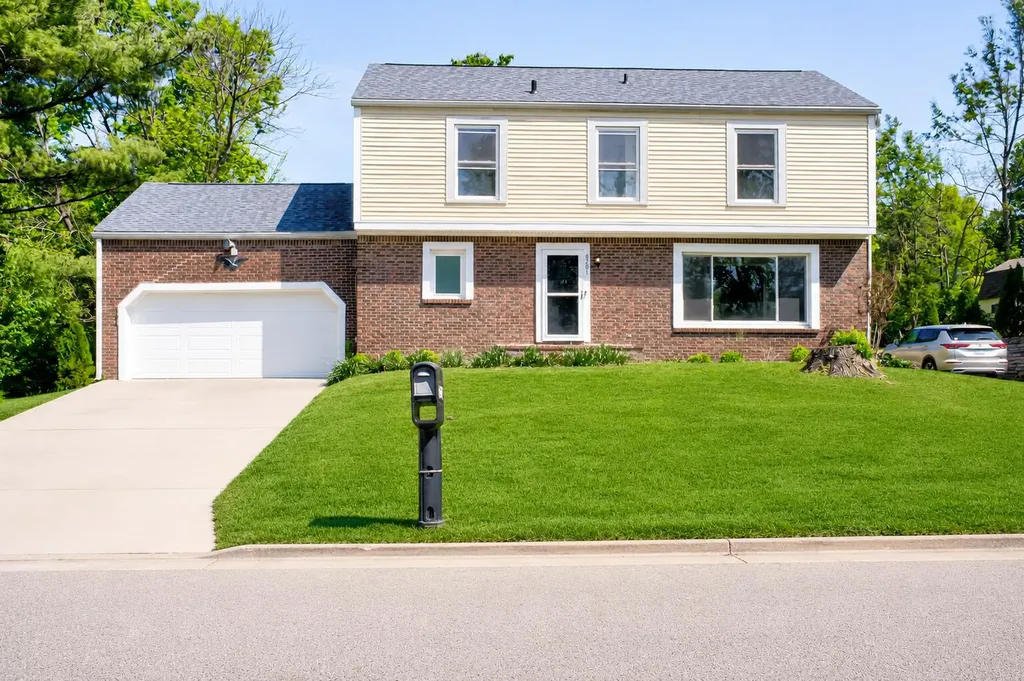 8201 Huntsman Trail Louisville KY 40291