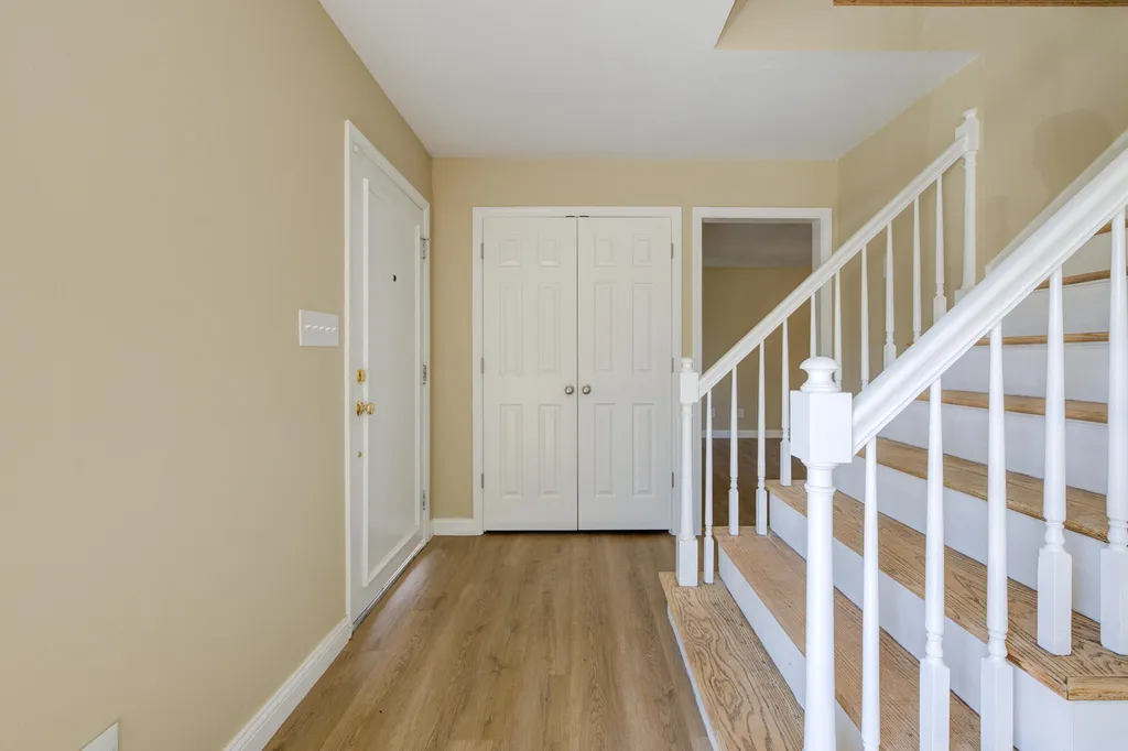 8201 Huntsman Trail Louisville KY 40291