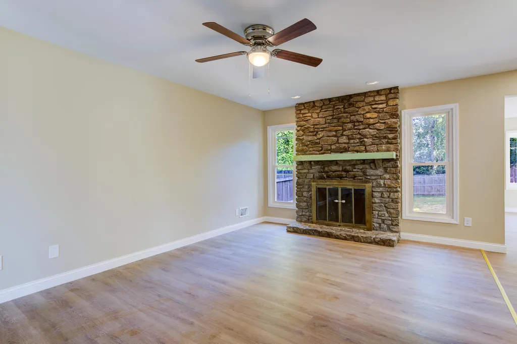 8201 Huntsman Trail Louisville KY 40291